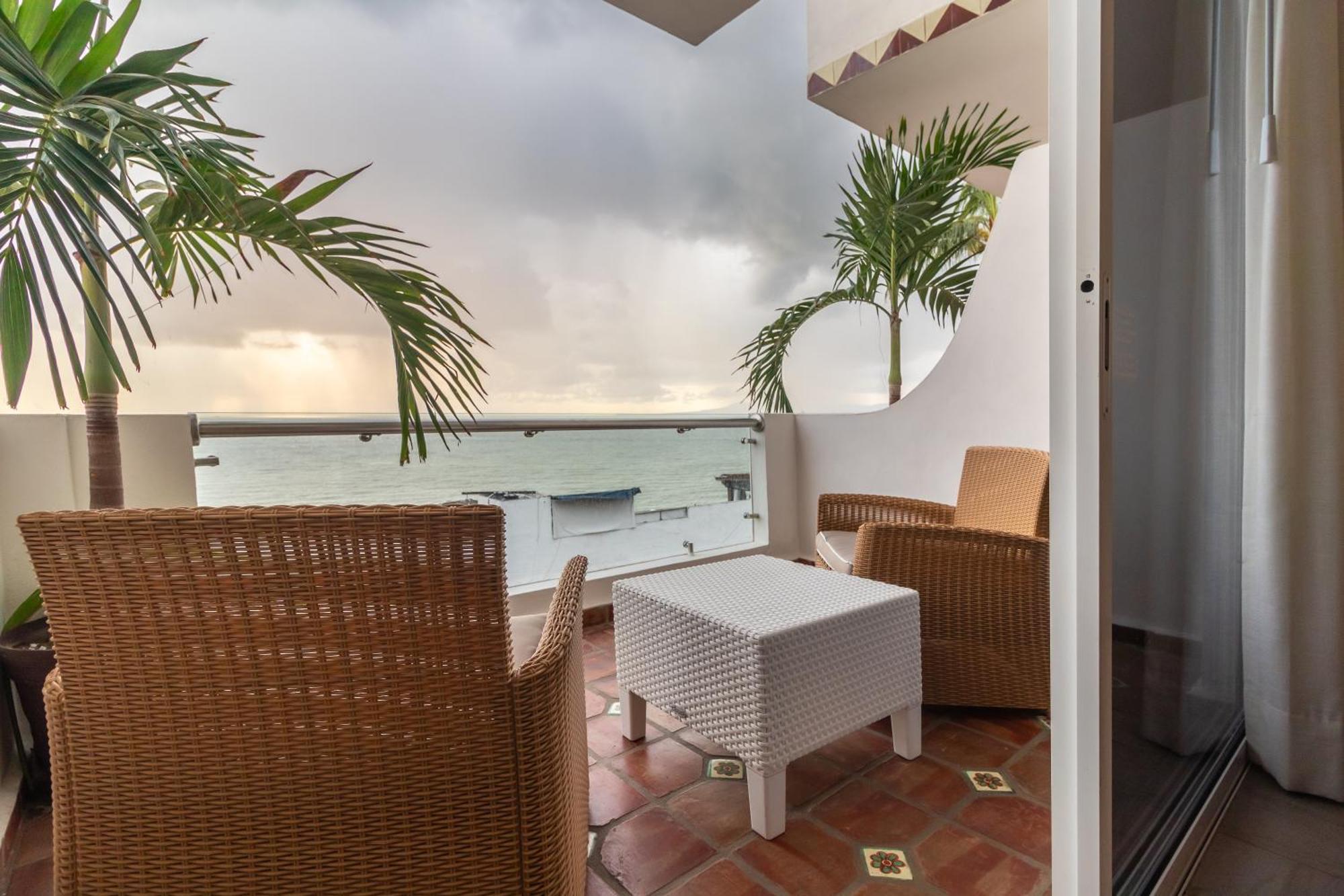 The Paramar Beachfront Boutique Hotel With Breakfast Included - Downtown Malecon 巴亞爾塔港 外观 照片