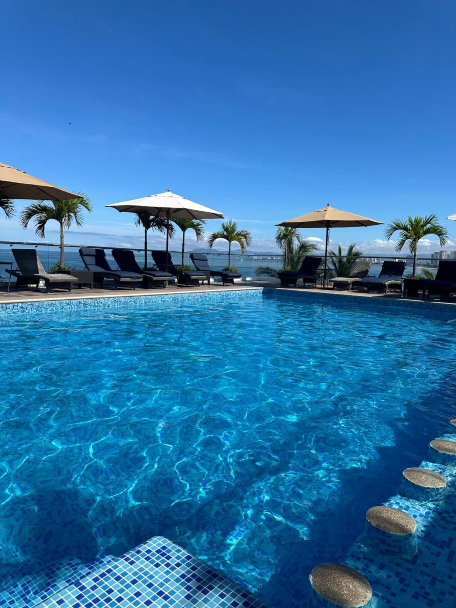 The Paramar Beachfront Boutique Hotel With Breakfast Included - Downtown Malecon 巴亞爾塔港 外观 照片