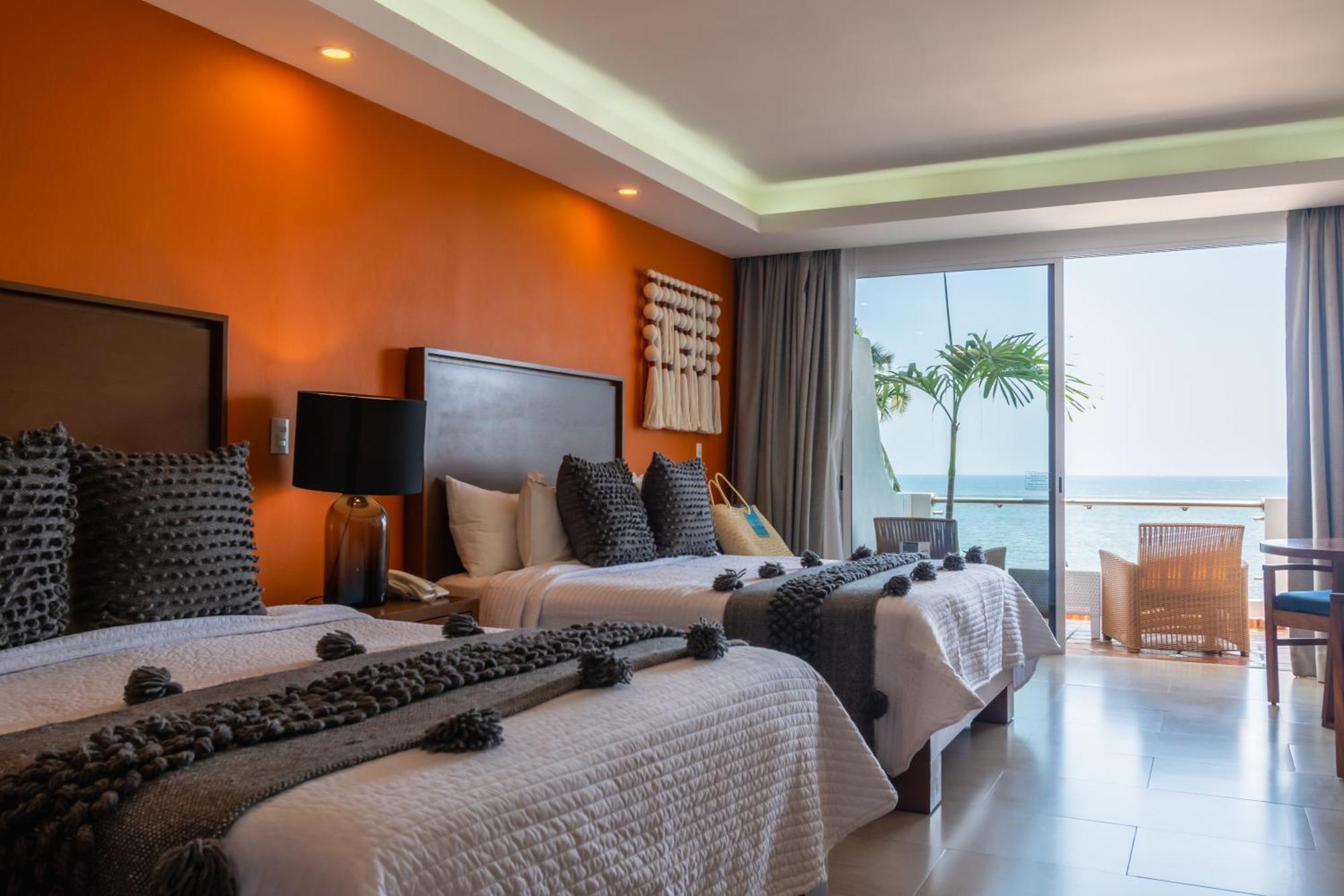 The Paramar Beachfront Boutique Hotel With Breakfast Included - Downtown Malecon 巴亞爾塔港 外观 照片