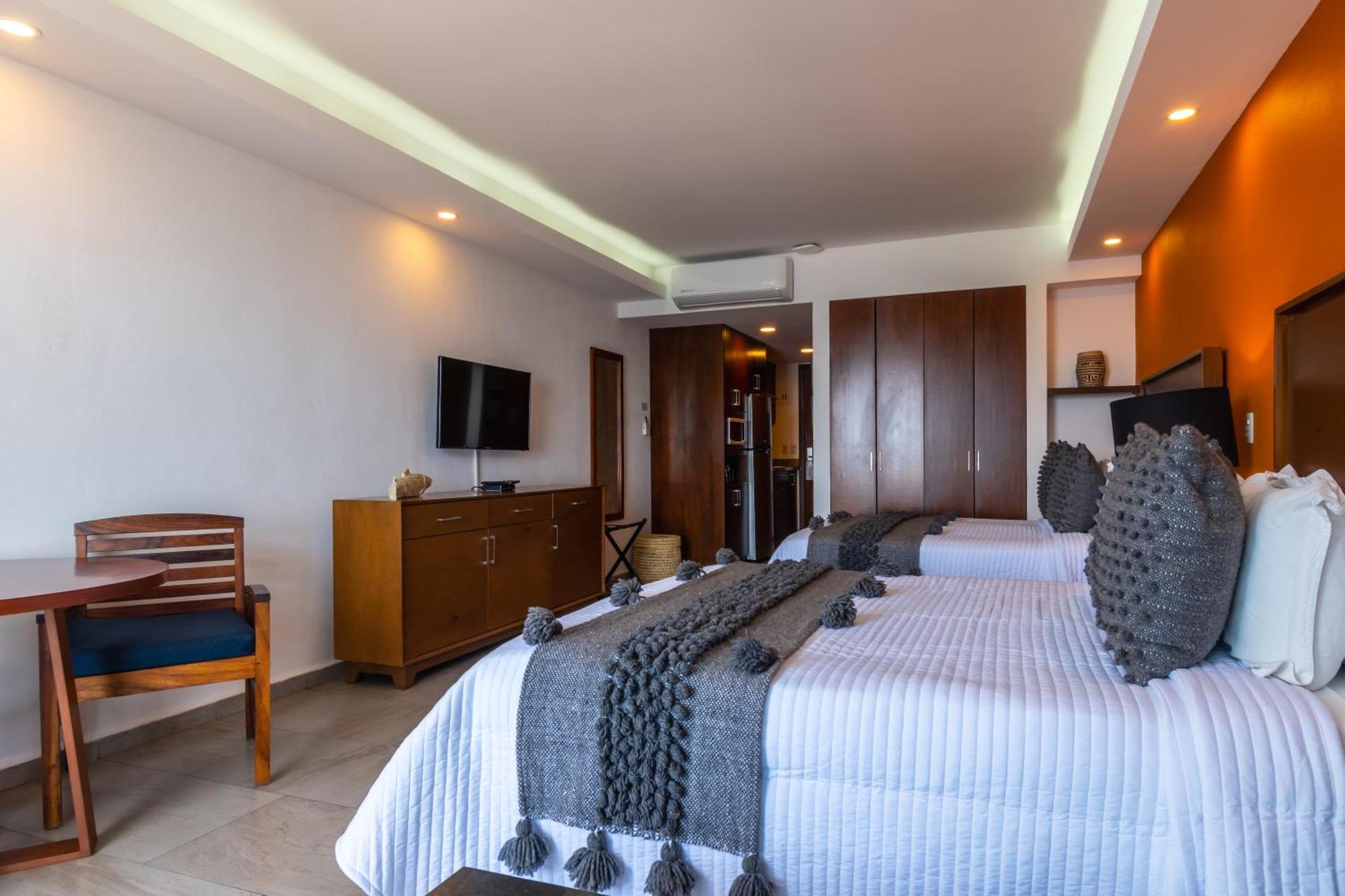 The Paramar Beachfront Boutique Hotel With Breakfast Included - Downtown Malecon 巴亞爾塔港 外观 照片