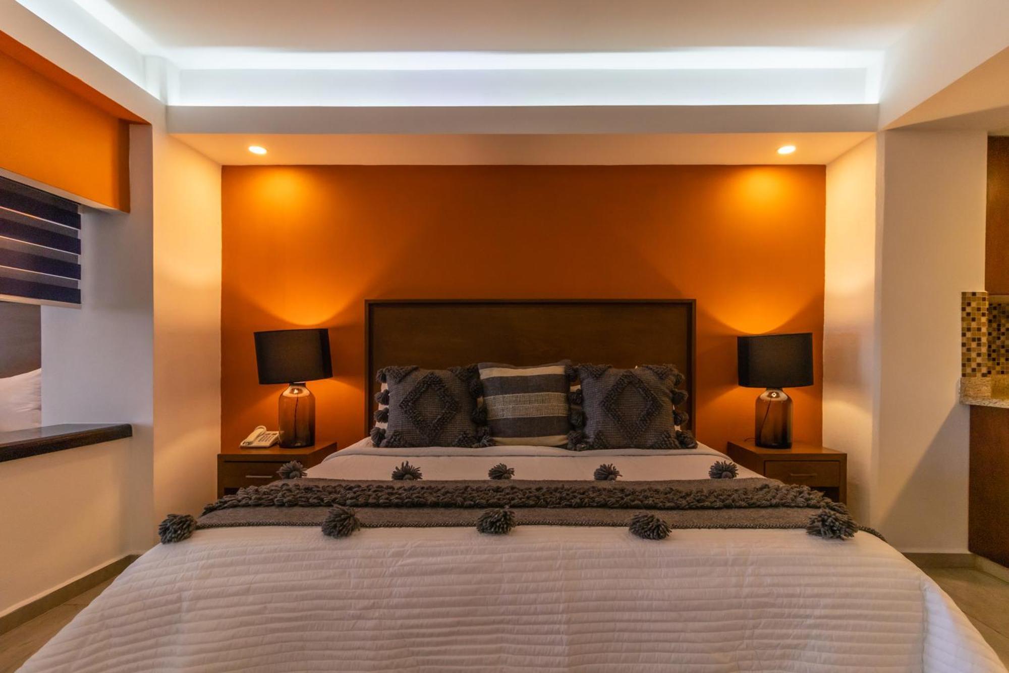 The Paramar Beachfront Boutique Hotel With Breakfast Included - Downtown Malecon 巴亞爾塔港 外观 照片
