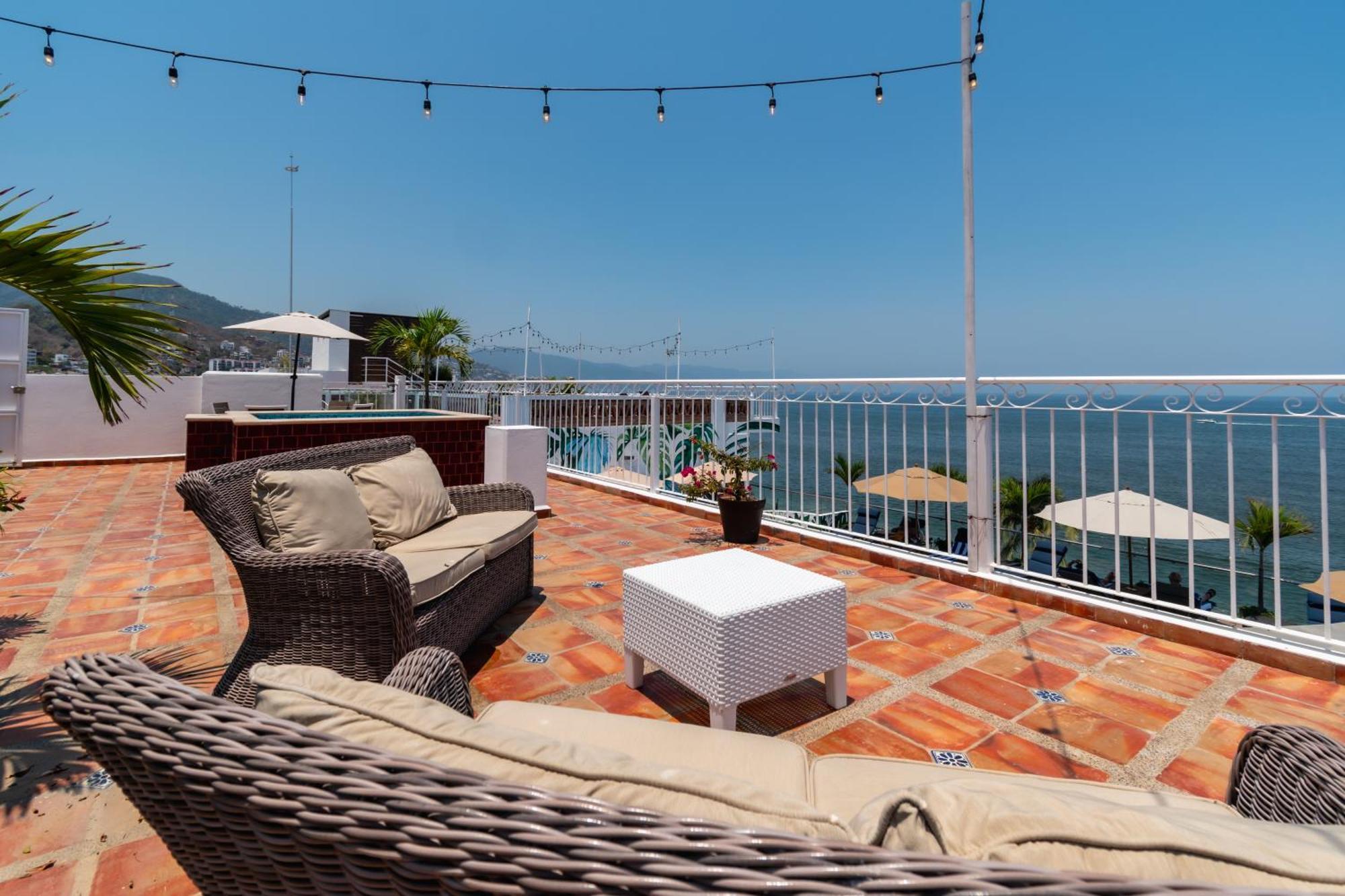 The Paramar Beachfront Boutique Hotel With Breakfast Included - Downtown Malecon 巴亞爾塔港 外观 照片
