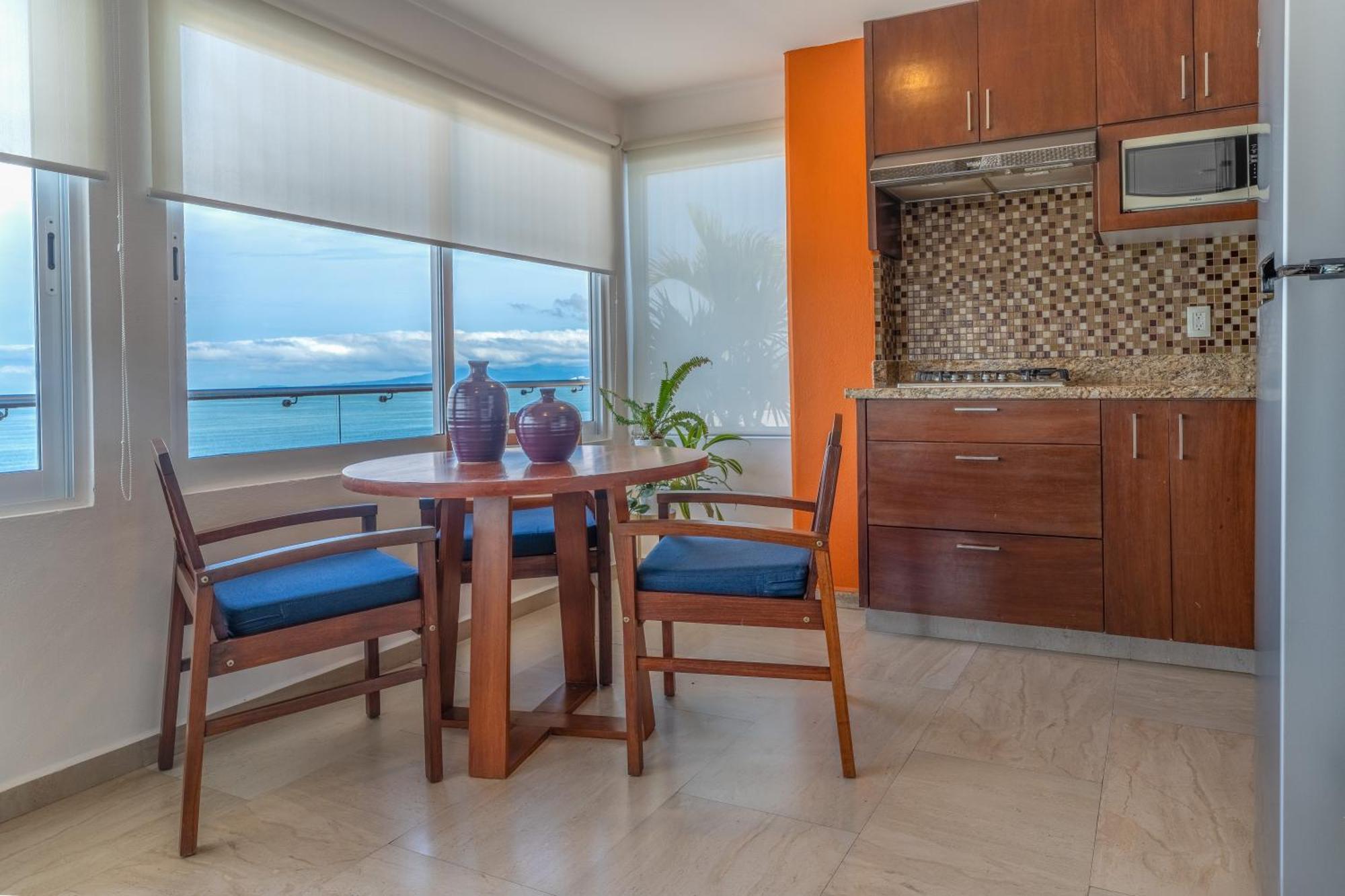 The Paramar Beachfront Boutique Hotel With Breakfast Included - Downtown Malecon 巴亞爾塔港 客房 照片