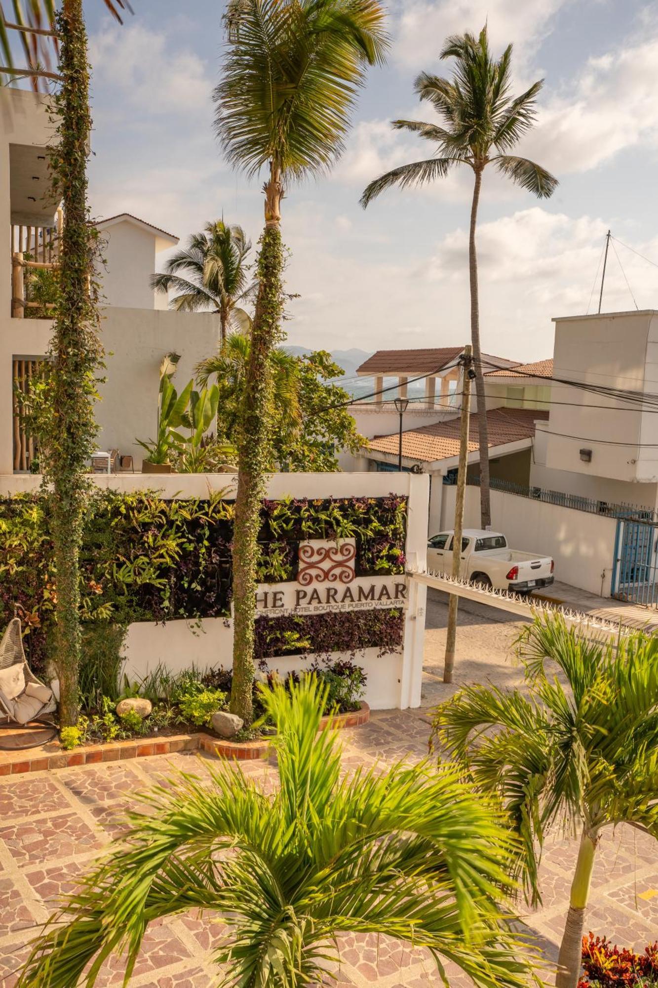The Paramar Beachfront Boutique Hotel With Breakfast Included - Downtown Malecon 巴亞爾塔港 外观 照片